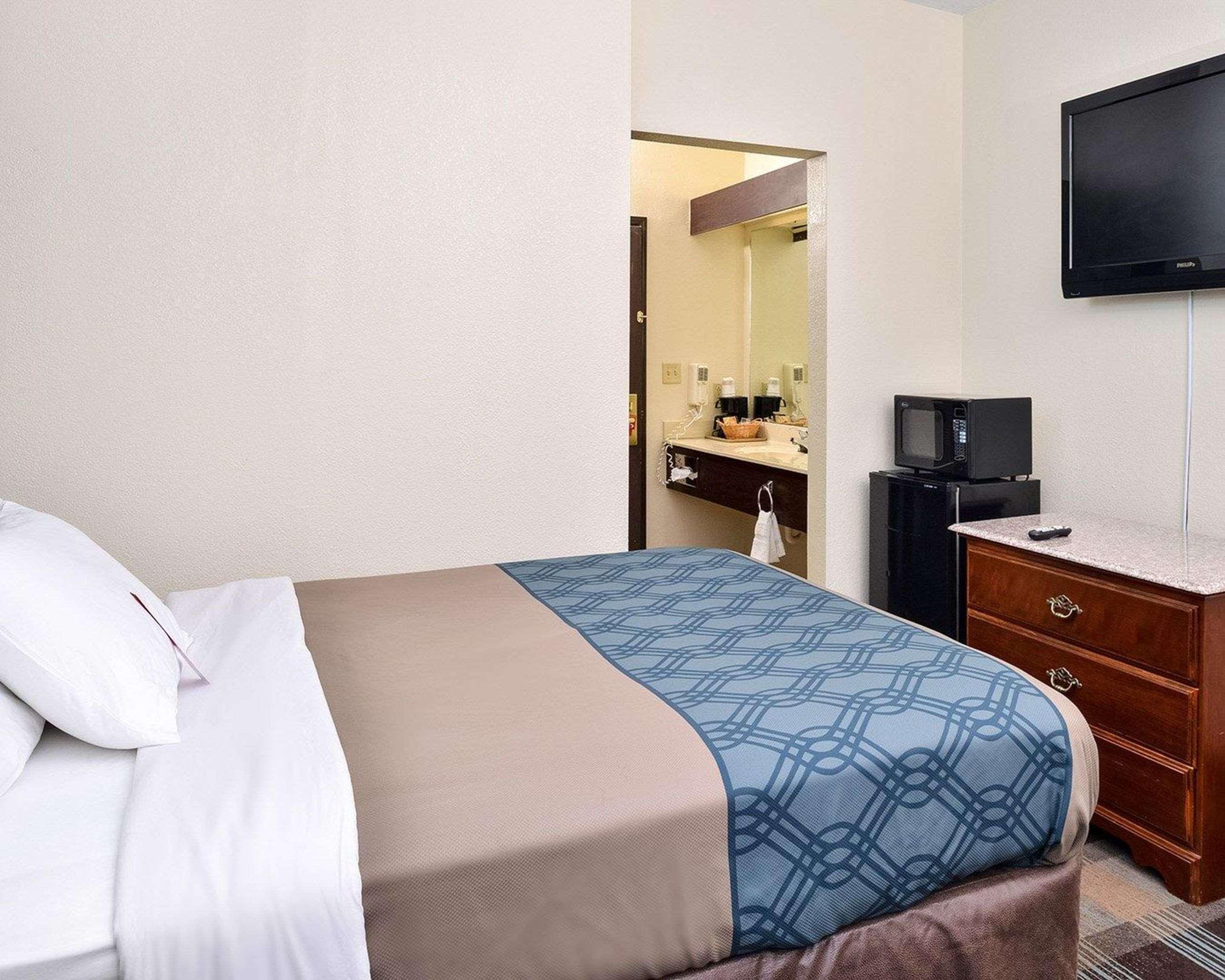 Econo Lodge Inn&Suites Shelbyville Esterno foto