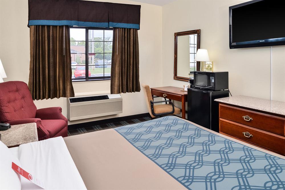 Econo Lodge Inn&Suites Shelbyville Esterno foto