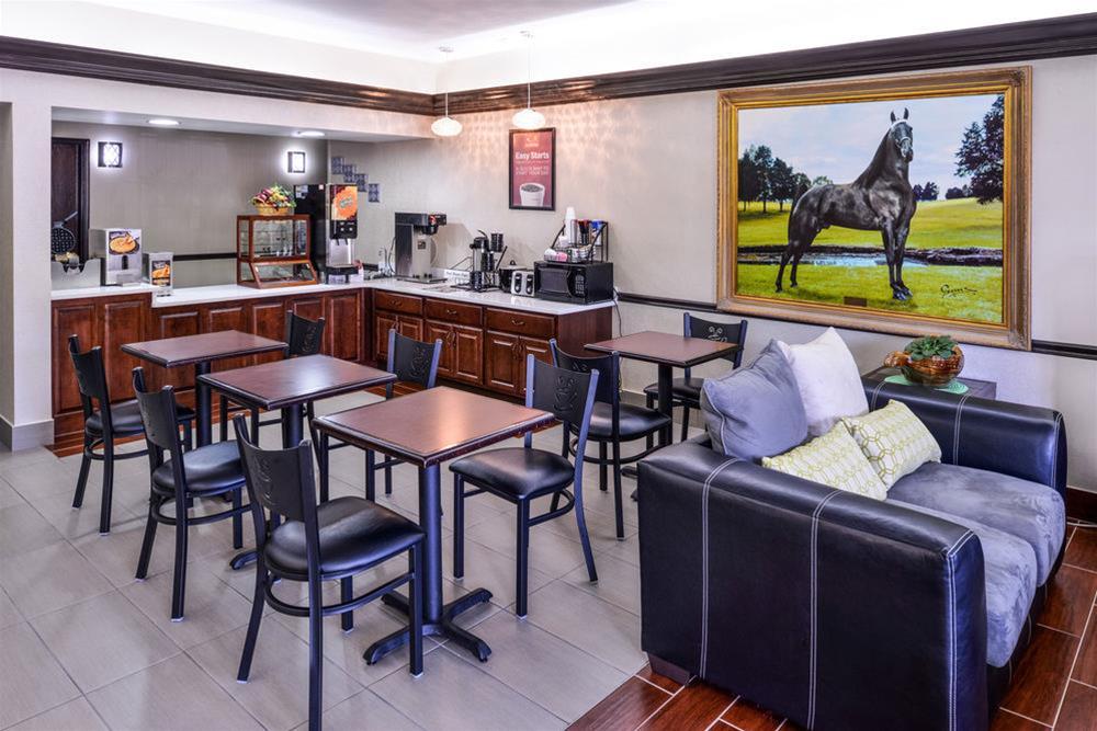 Econo Lodge Inn&Suites Shelbyville Esterno foto