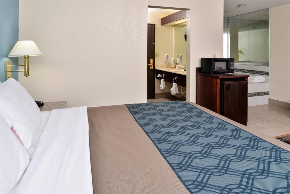Econo Lodge Inn&Suites Shelbyville Esterno foto