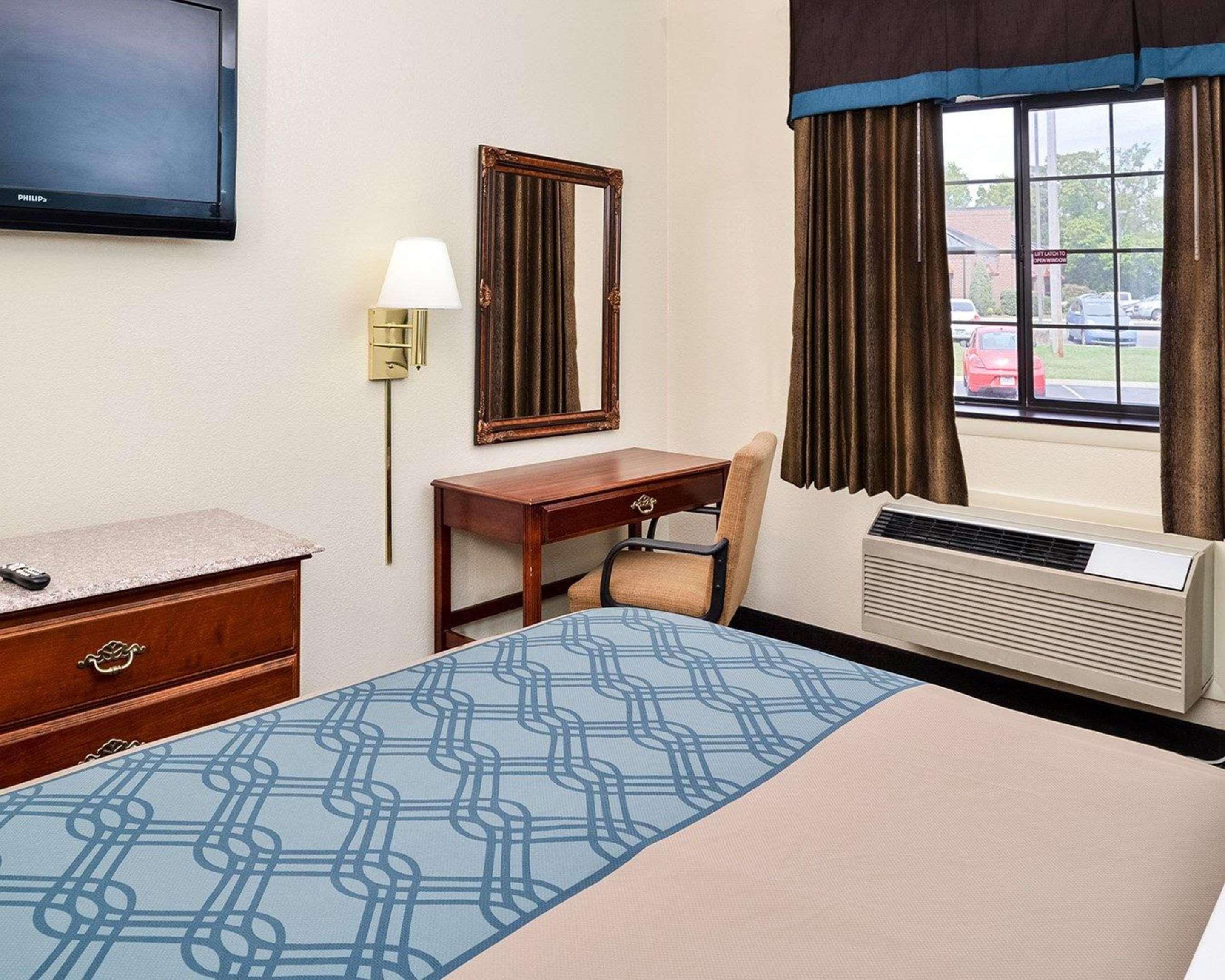 Econo Lodge Inn&Suites Shelbyville Esterno foto